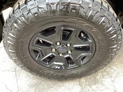 2013 Jeep Wrangler Unlimited Moab   - Photo 33 - Crest Hill, IL 60403