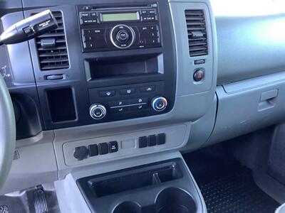 2016 Nissan NV 3500 HD SV   - Photo 14 - Crest Hill, IL 60403