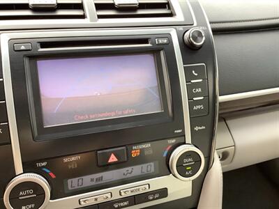 2012 Toyota Camry XLE   - Photo 12 - Crest Hill, IL 60403