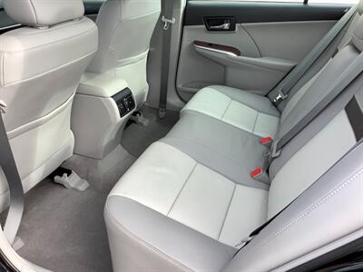 2012 Toyota Camry XLE   - Photo 22 - Crest Hill, IL 60403