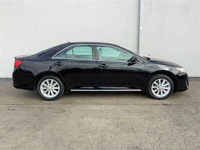 2012 Toyota Camry XLE   - Photo 3 - Crest Hill, IL 60403