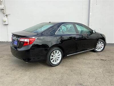 2012 Toyota Camry XLE   - Photo 9 - Crest Hill, IL 60403