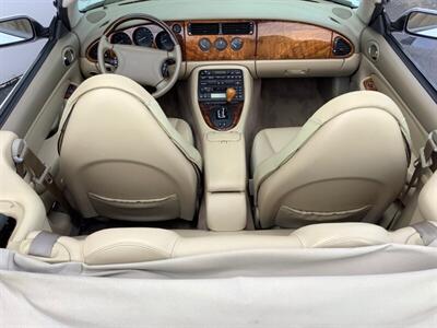 1999 Jaguar XK8   - Photo 40 - Crest Hill, IL 60403