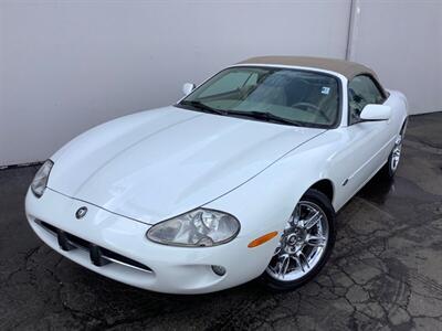 1999 Jaguar XK8   - Photo 2 - Crest Hill, IL 60403