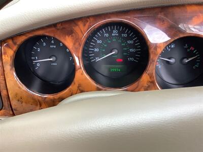 1999 Jaguar XK8   - Photo 26 - Crest Hill, IL 60403