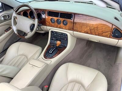 1999 Jaguar XK8   - Photo 38 - Crest Hill, IL 60403