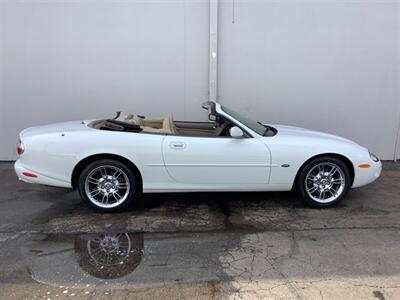 1999 Jaguar XK8   - Photo 16 - Crest Hill, IL 60403