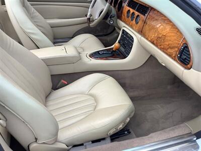 1999 Jaguar XK8   - Photo 36 - Crest Hill, IL 60403