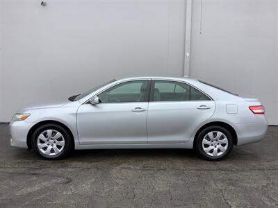2011 Toyota Camry LE   - Photo 3 - Crest Hill, IL 60403