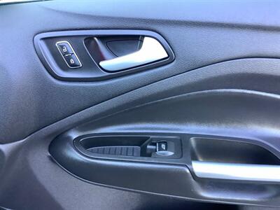 2014 Ford Escape Titanium   - Photo 33 - Crest Hill, IL 60403