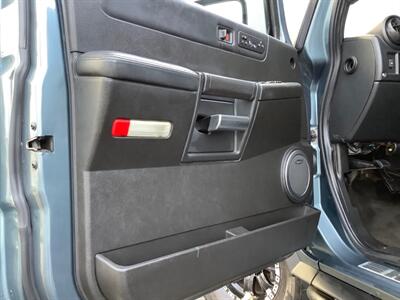 2005 Hummer H2 SUT   - Photo 12 - Crest Hill, IL 60403