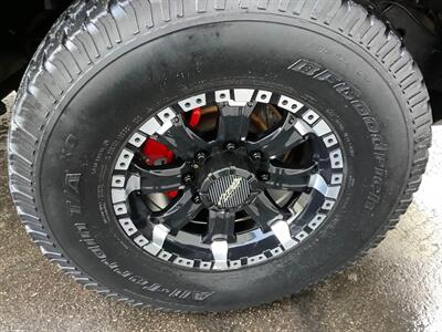 2005 Hummer H2 SUT   - Photo 38 - Crest Hill, IL 60403