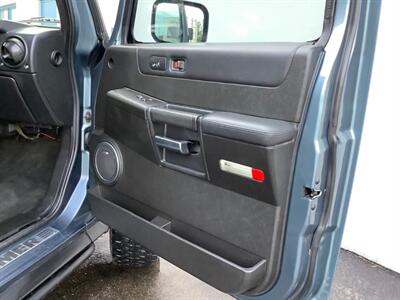 2005 Hummer H2 SUT   - Photo 26 - Crest Hill, IL 60403