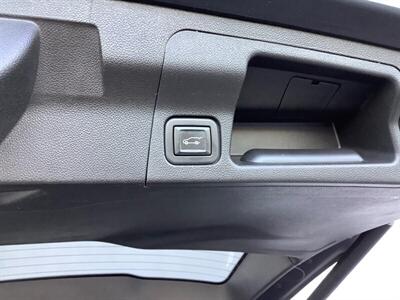 2020 GMC Acadia Denali - Photo 43 - Crest Hill, IL 60403