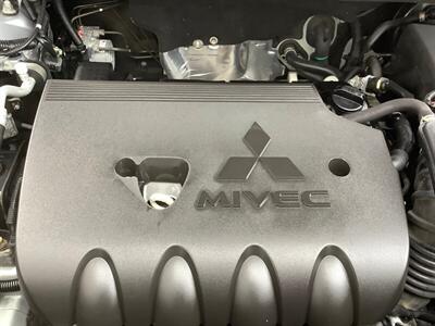 2016 Mitsubishi Outlander ES - Photo 36 - Crest Hill, IL 60403