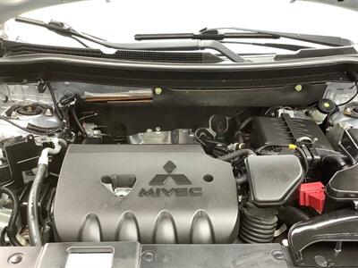 2016 Mitsubishi Outlander ES - Photo 33 - Crest Hill, IL 60403