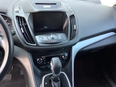 2013 Ford Escape SE - Photo 15 - Crest Hill, IL 60403