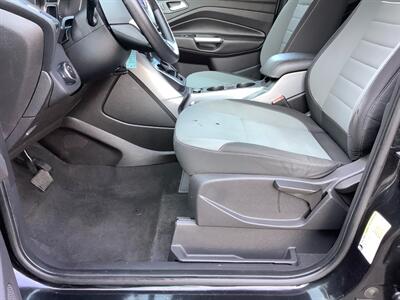 2013 Ford Escape SE - Photo 12 - Crest Hill, IL 60403