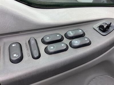 2004 Ford F-250 XLT - Photo 12 - Crest Hill, IL 60403