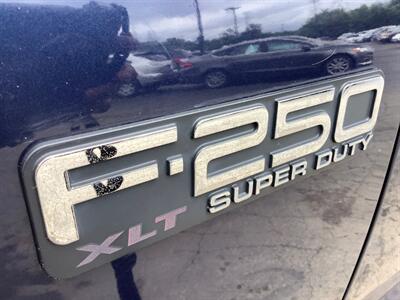 2004 Ford F-250 XLT   - Photo 37 - Crest Hill, IL 60403