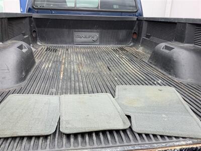 2004 Ford F-250 XLT - Photo 36 - Crest Hill, IL 60403