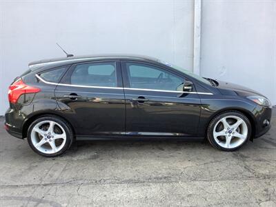 2013 Ford Focus Titanium   - Photo 7 - Crest Hill, IL 60403