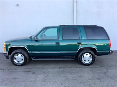 1997 Chevrolet Tahoe LT   - Photo 2 - Crest Hill, IL 60403