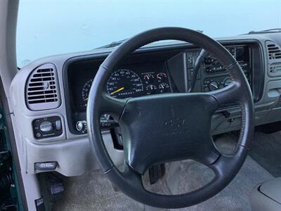 1997 Chevrolet Tahoe LT   - Photo 14 - Crest Hill, IL 60403