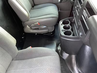 2022 GMC Savana 2500 - Photo 30 - Crest Hill, IL 60403
