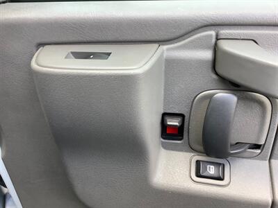 2022 GMC Savana 2500 - Photo 25 - Crest Hill, IL 60403