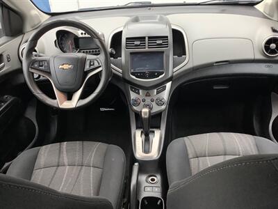 2016 Chevrolet Sonic LT Auto   - Photo 29 - Crest Hill, IL 60403