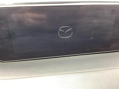 2021 Mazda Mazda3 Sedan Preferred   - Photo 17 - Crest Hill, IL 60403