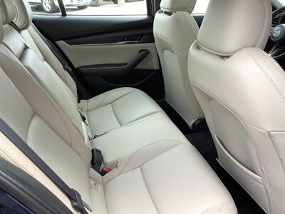 2021 Mazda Mazda3 Sedan Preferred   - Photo 19 - Crest Hill, IL 60403