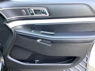 2017 Ford Explorer XLT   - Photo 33 - Crest Hill, IL 60403