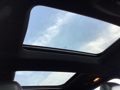 2017 Ford Explorer XLT   - Photo 40 - Crest Hill, IL 60403