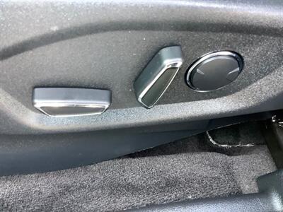 2017 Ford Explorer XLT   - Photo 5 - Crest Hill, IL 60403