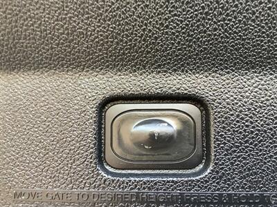 2017 Ford Explorer XLT   - Photo 46 - Crest Hill, IL 60403