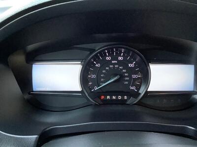 2017 Ford Explorer XLT   - Photo 11 - Crest Hill, IL 60403