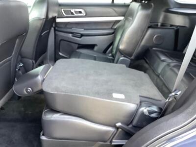2017 Ford Explorer XLT   - Photo 25 - Crest Hill, IL 60403