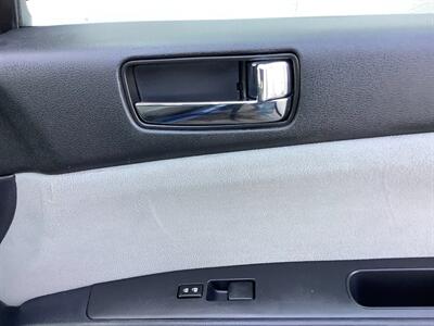 2011 Nissan Sentra 2.0   - Photo 24 - Crest Hill, IL 60403