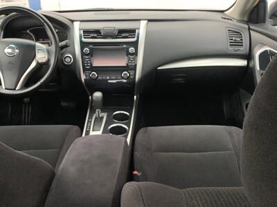 2013 Nissan Altima 2.5 SV   - Photo 37 - Crest Hill, IL 60403
