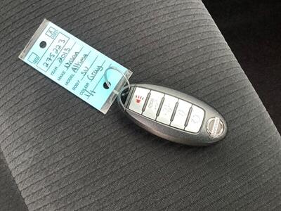 2013 Nissan Altima 2.5 SV - Photo 33 - Crest Hill, IL 60403