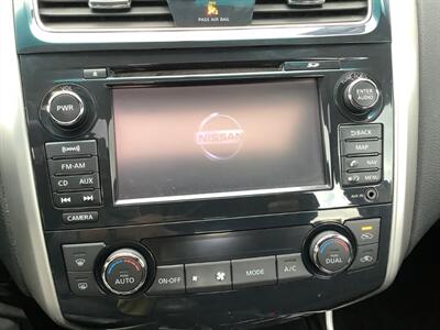 2013 Nissan Altima 2.5 SV   - Photo 18 - Crest Hill, IL 60403