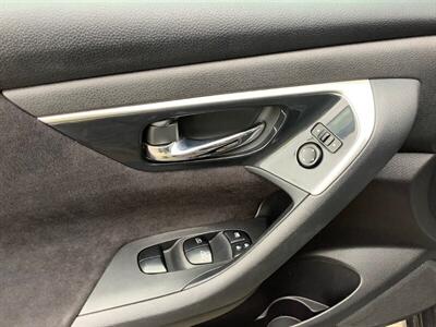 2013 Nissan Altima 2.5 SV - Photo 12 - Crest Hill, IL 60403