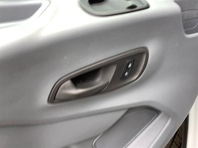 2018 Ford Transit 250 - Photo 14 - Crest Hill, IL 60403
