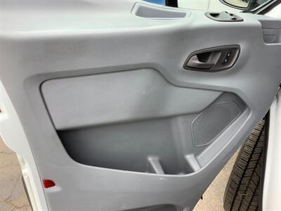 2018 Ford Transit 250 - Photo 13 - Crest Hill, IL 60403