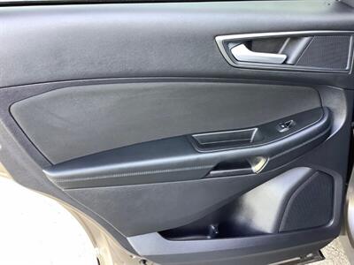 2019 Ford Edge SE - Photo 24 - Crest Hill, IL 60403