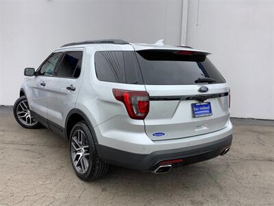 2016 Ford Explorer Sport   - Photo 4 - Crest Hill, IL 60403