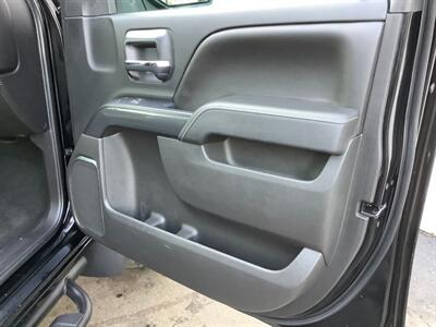 2015 GMC Sierra 1500 SLE   - Photo 17 - Crest Hill, IL 60403