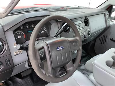 2012 Ford F-250 Super Duty XLT   - Photo 17 - Crest Hill, IL 60403